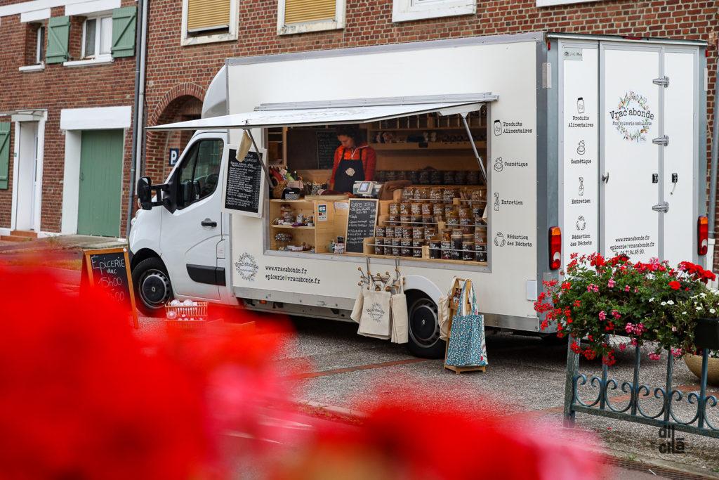 Magali Etchepareborde dans son camion